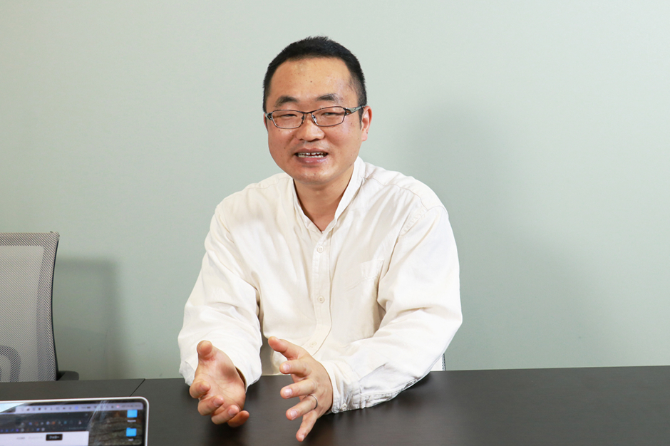 坂東氏