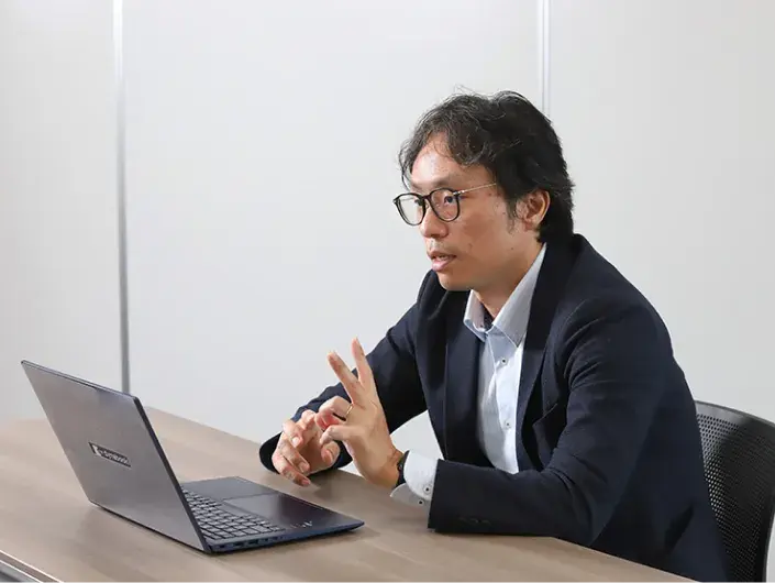 インタビューイメージ02